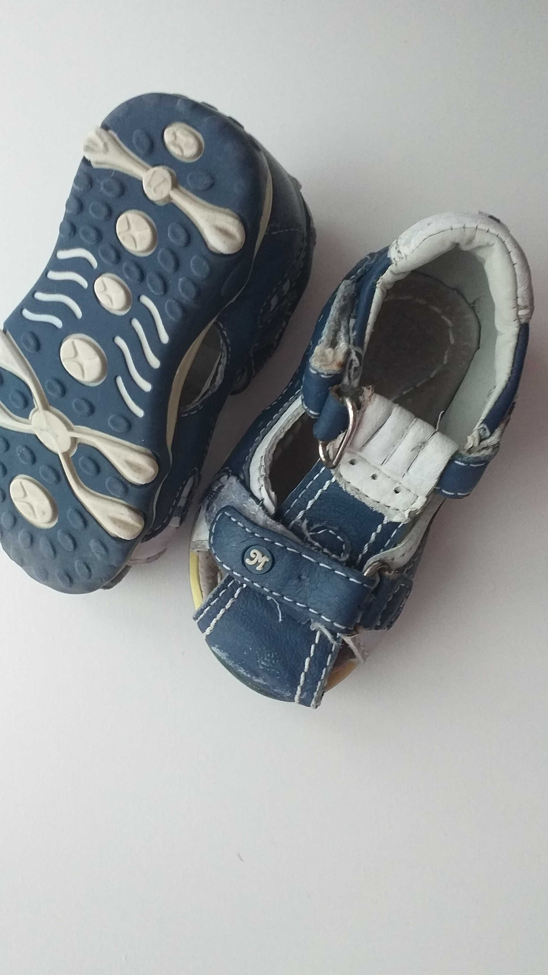 Детски кецове на Lukosportiv-50лв размер 33и сандали