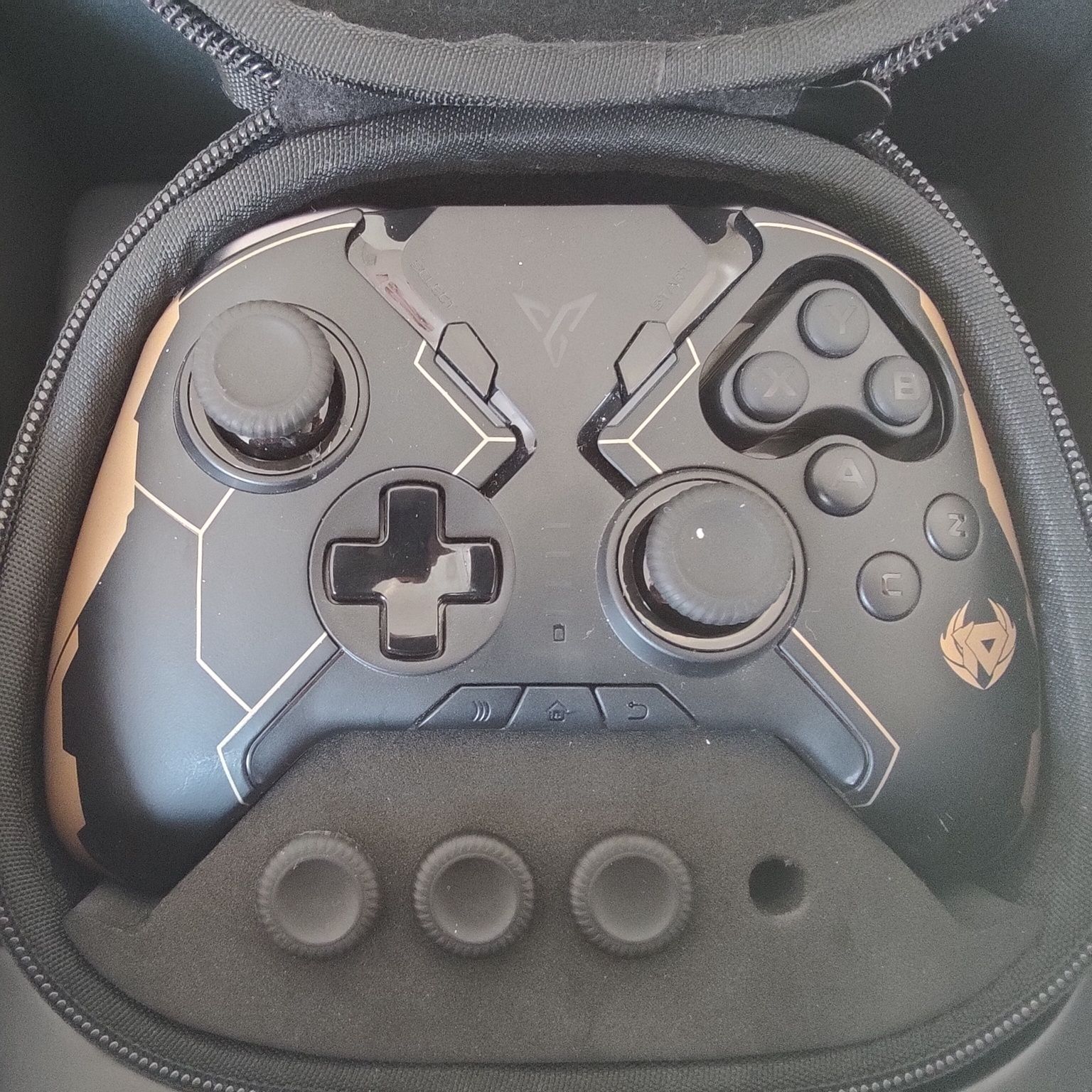 Геймпад flydigi apex 2 pro