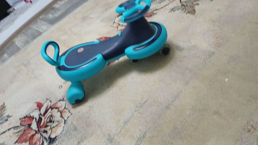 Продам  детский вигл кар