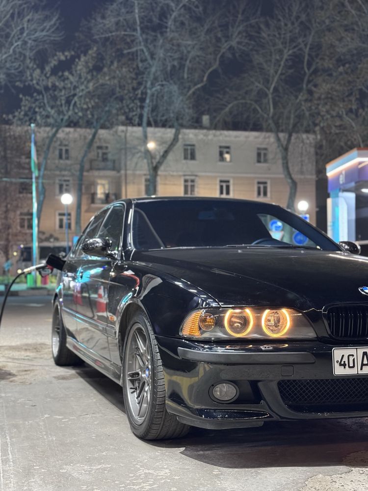 Bmw e39 M5 1999 м