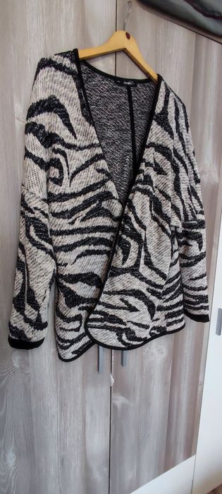 Черно палто ХЛ 46, жилетка зебра овърсайзд ХХЛ coat cardigan