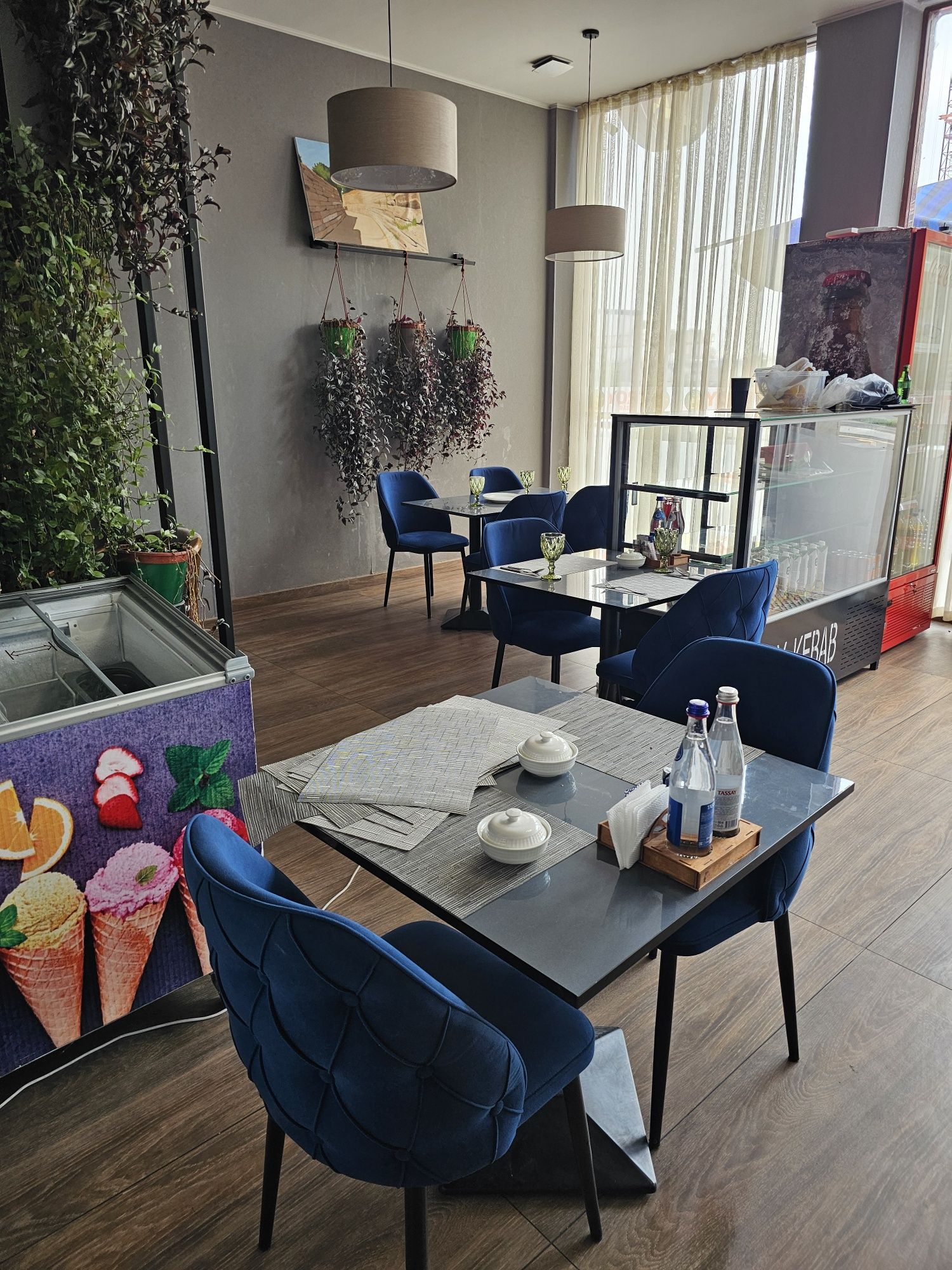 Mini Restorant, kafe (tayyor biznes sotiladi)