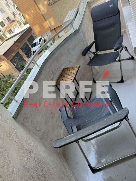 Дава се под наем Двустаен апартамент в Бургас, Център - 68 кв.м за 1000 € - Снимка #8