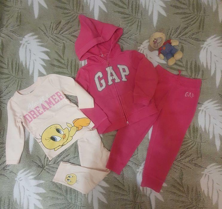 Костюм Gap и пижама