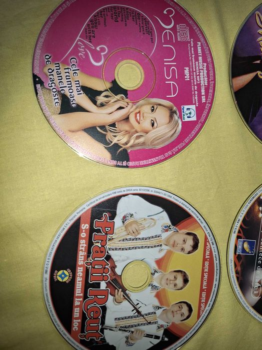 CD-uri originale cu muzica