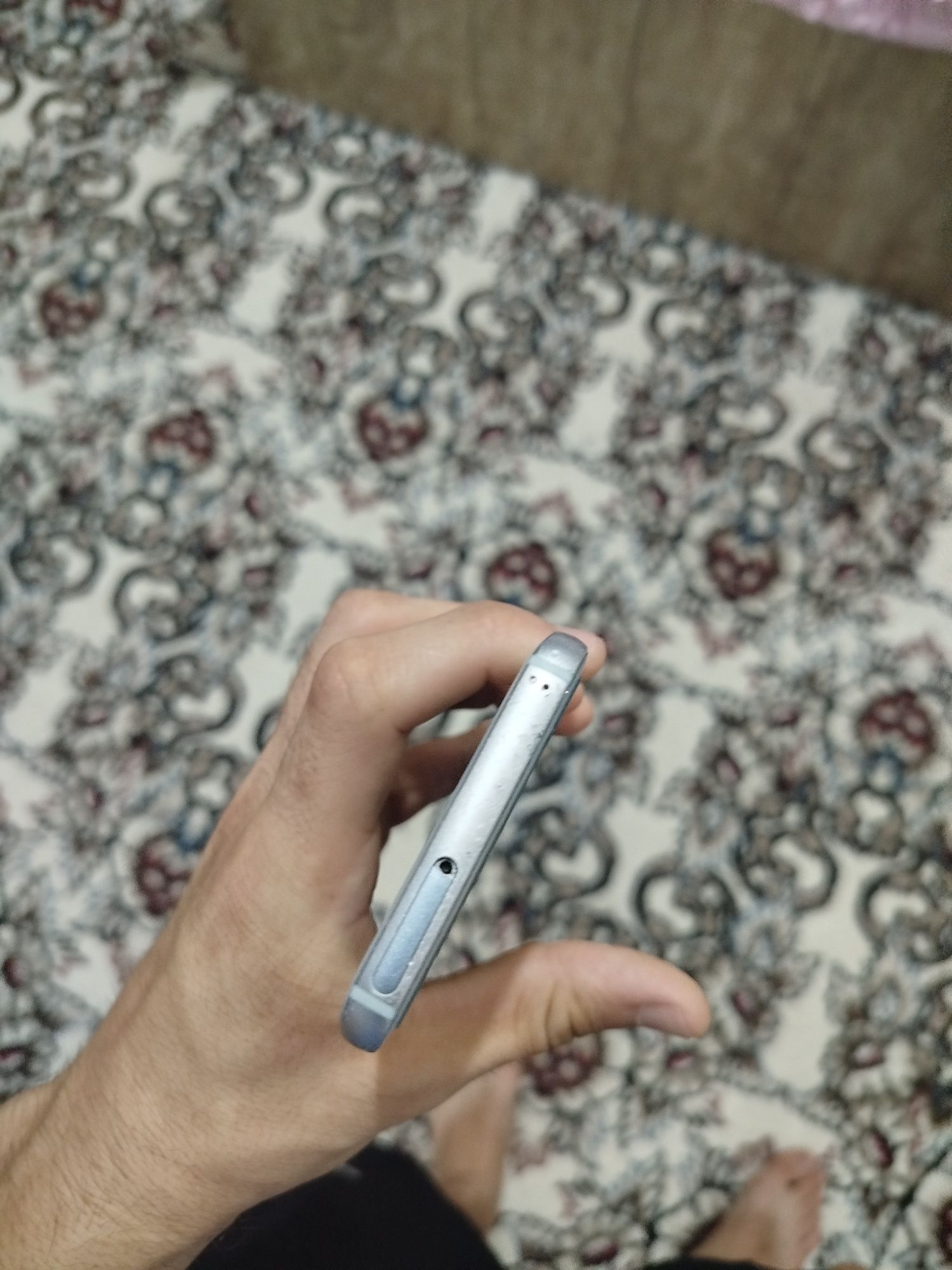 Telefon sotiladi A3 2017