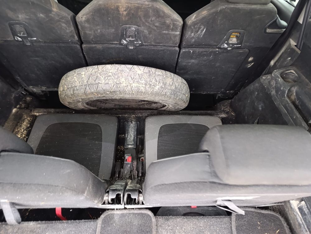 Citroen c4 picasso на части
