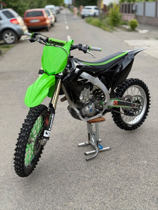 Vând Kawasaki kxf 450 2015 injecție/Mape/Impecabil/Preț:2850€neg!