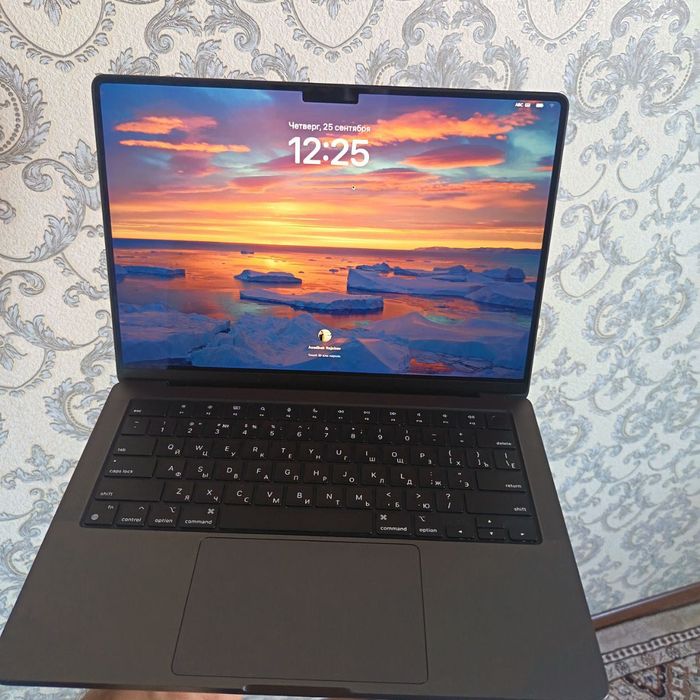 MacBook Pro M4 pro 14 inch