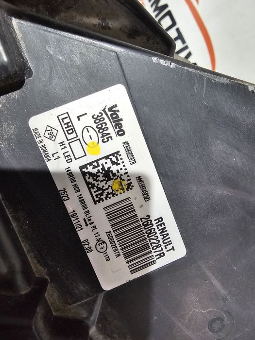 Far stanga led Dacia Duster dupa 2021 cod 260602287R