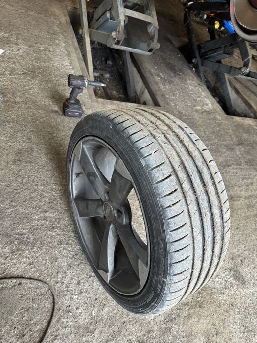 Rotor. Pt audi 5x112.  19” 245 40 19