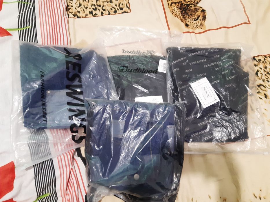 Продам джинсы новые