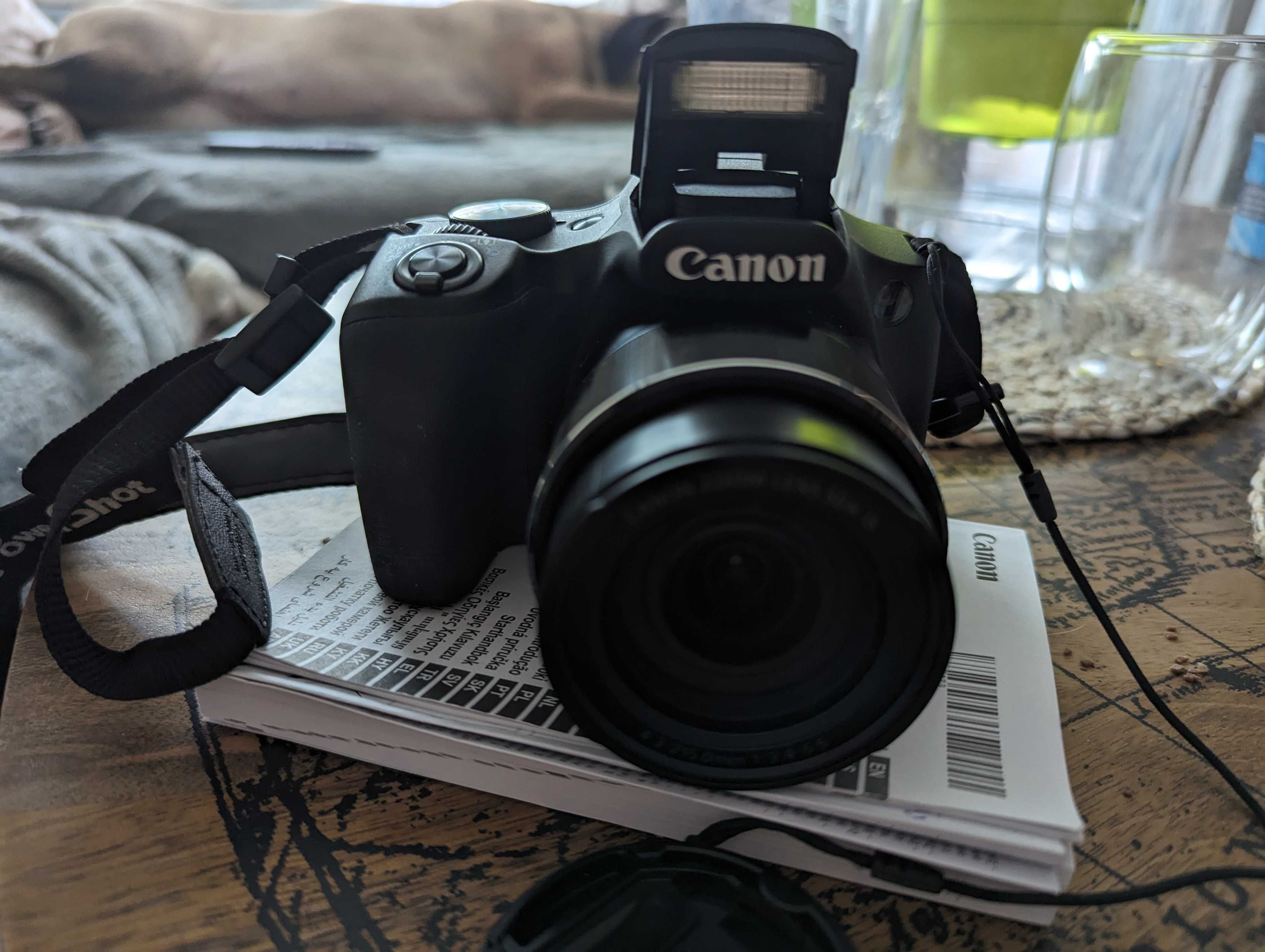 Фотоапарат Canon