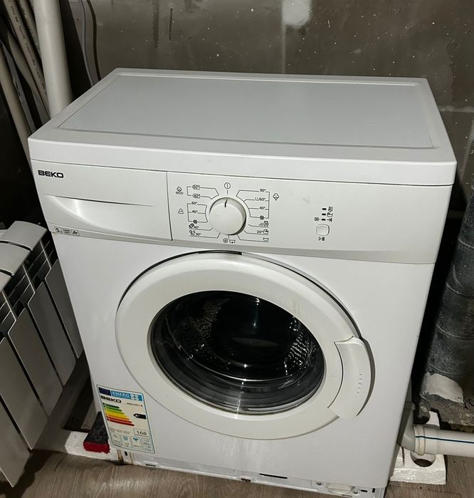 Продам стиральную машину автомат "Beko"