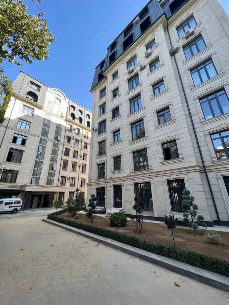 Продаётся 2 комнатная квартира в новостройке Centrado, Ц1
