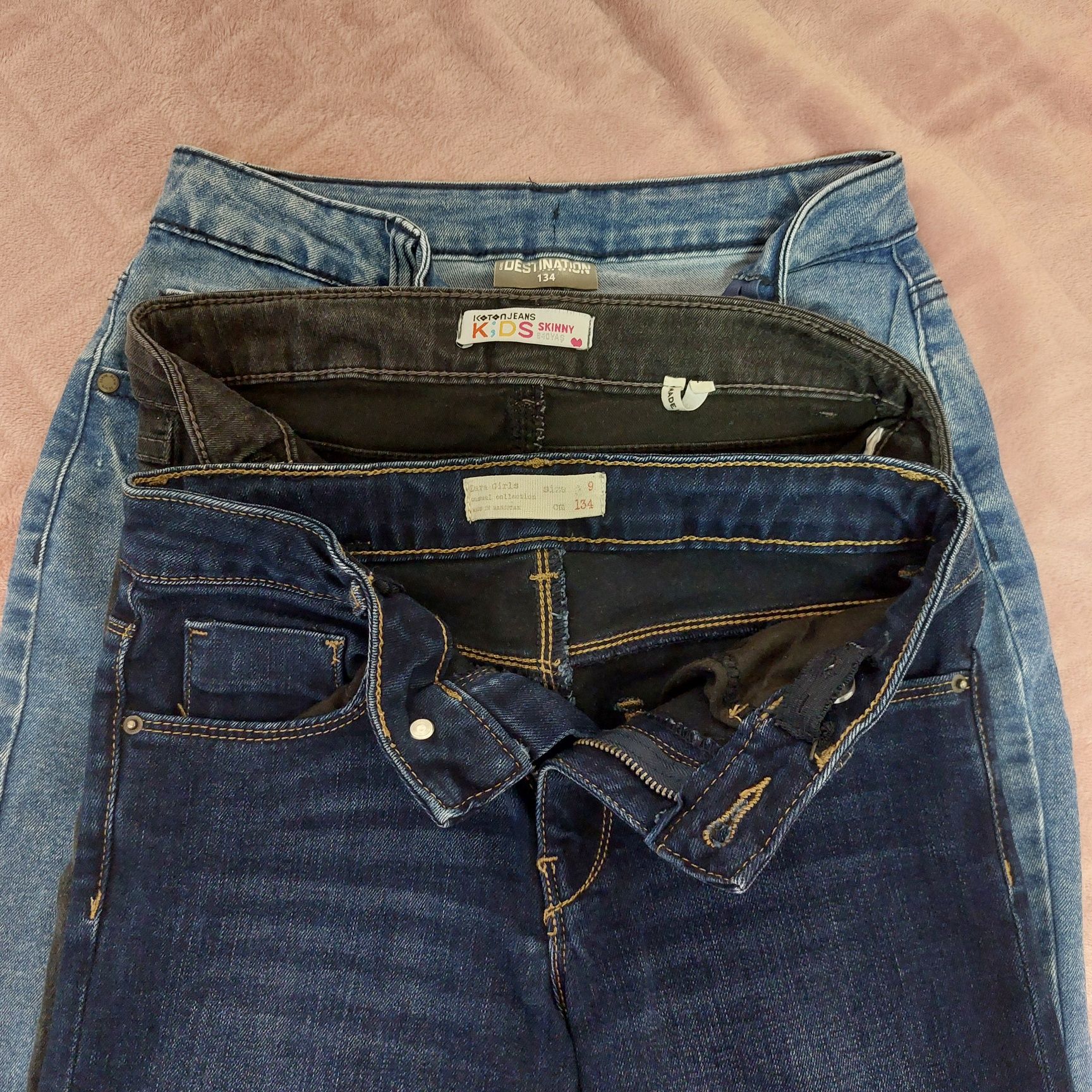Lot blugi fetita 134/8-9 ani