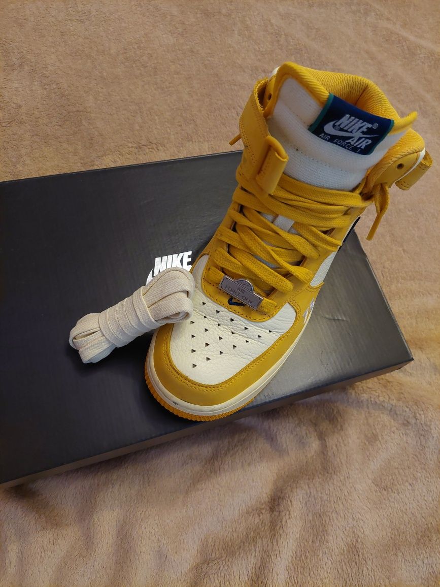 Ghete (adidași) Nike AirForce1 NOI nr.39