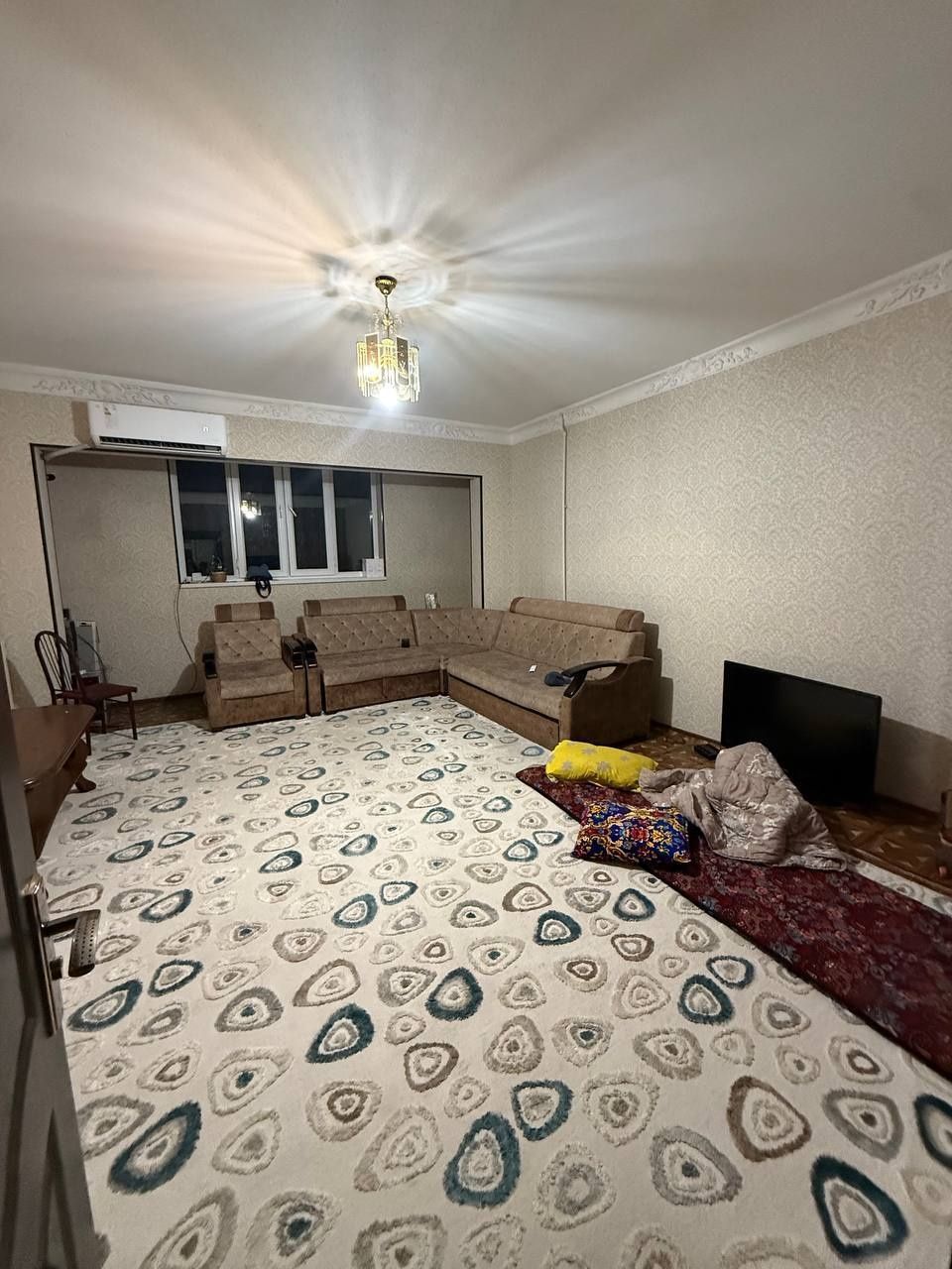 Чиланзар -20 орентир: троллейбус круг 3/8/9 всё раздельно, чистая