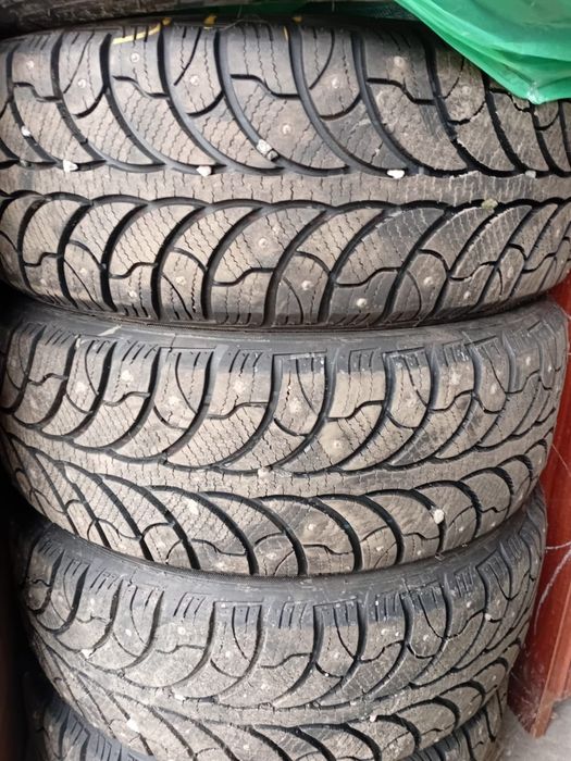 Продам Автошины б/ у  205 55 R16