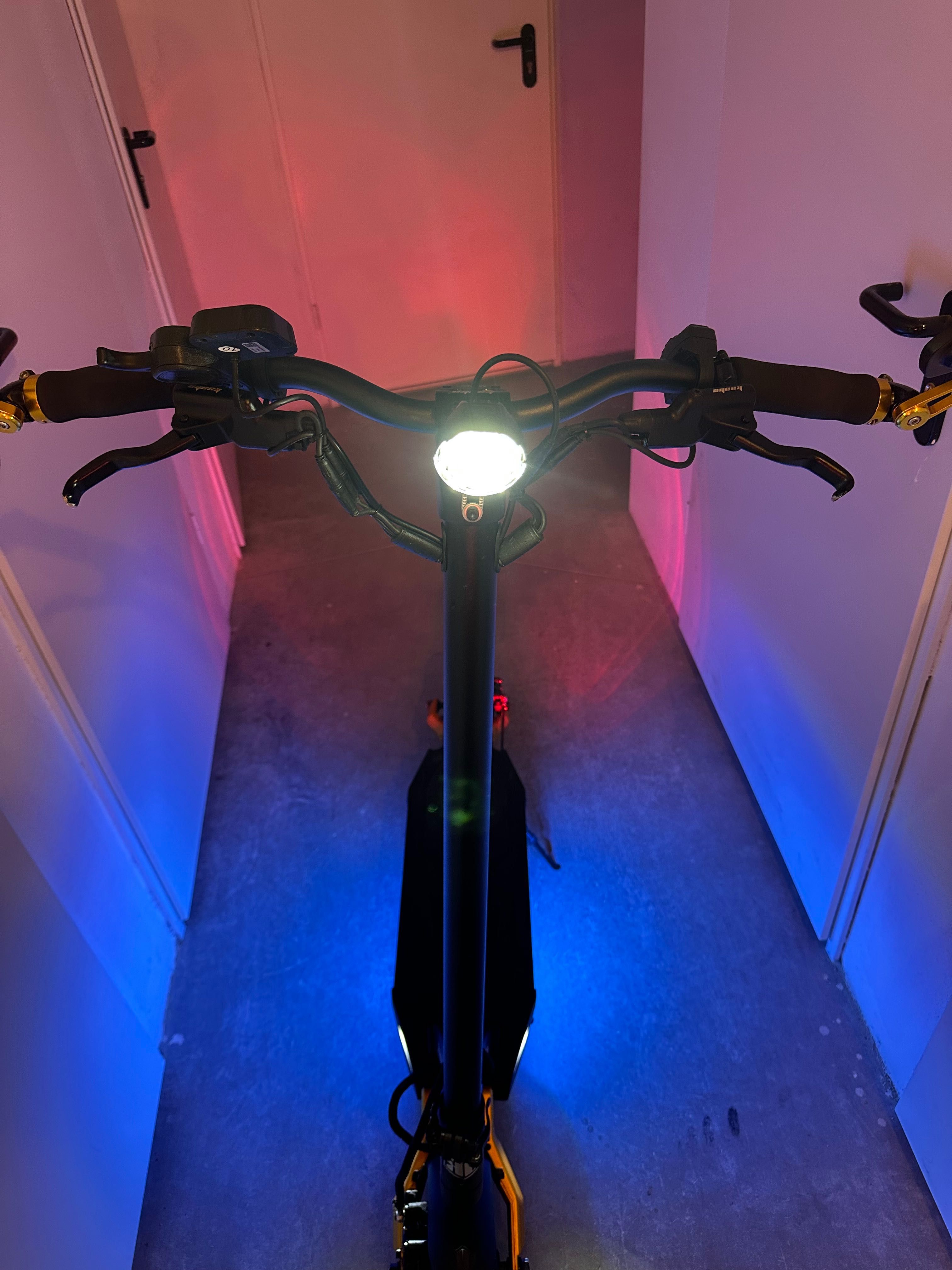 Тротинетка Kaboo Mantis 10 dual plus в гаранция на 822 км.