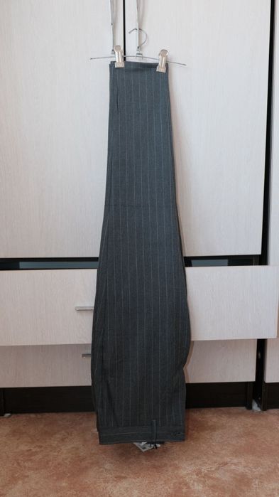 Брюки slim fit от Zara