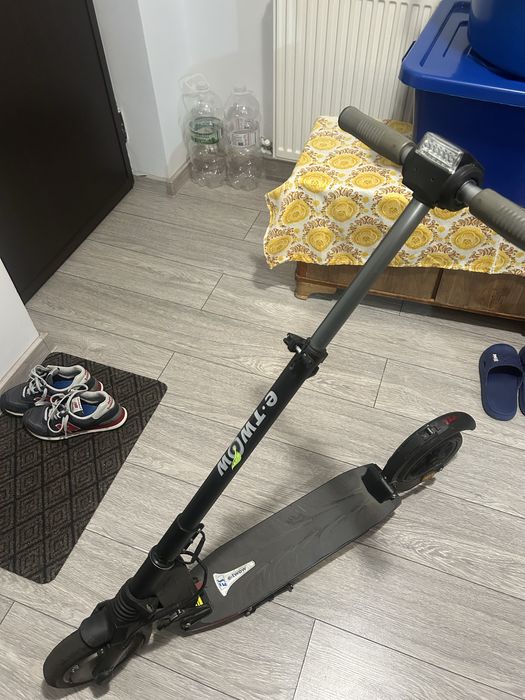 Trotineta electrica Booster ES la pret avantajos