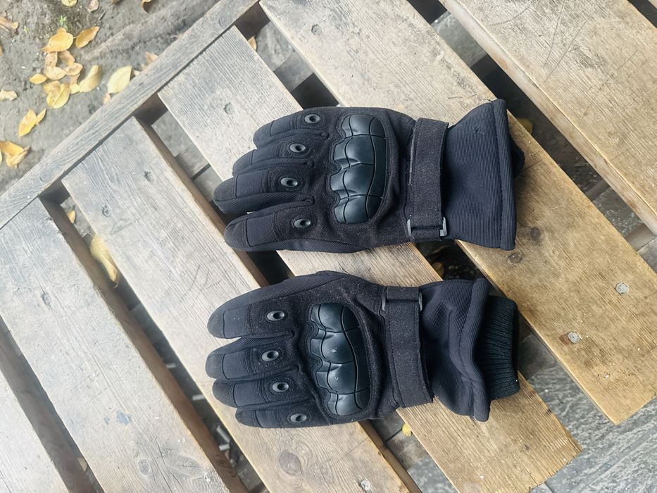 Продам зимние перчатки