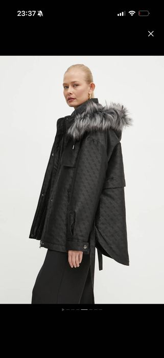 Уникално зимно яке GUESS