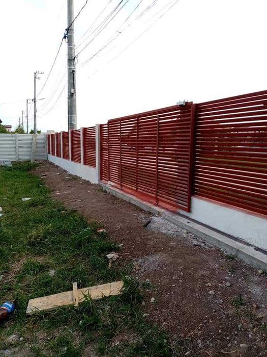 Garduri si porti din sipca metalica, panou jaluzele, tabla, plasa, BCA