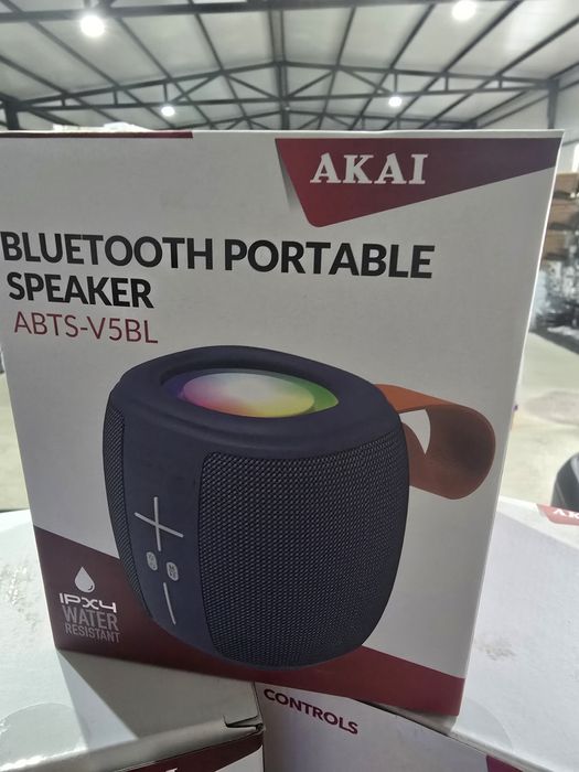 Нова мини преносима/bluetooth колонка Akai