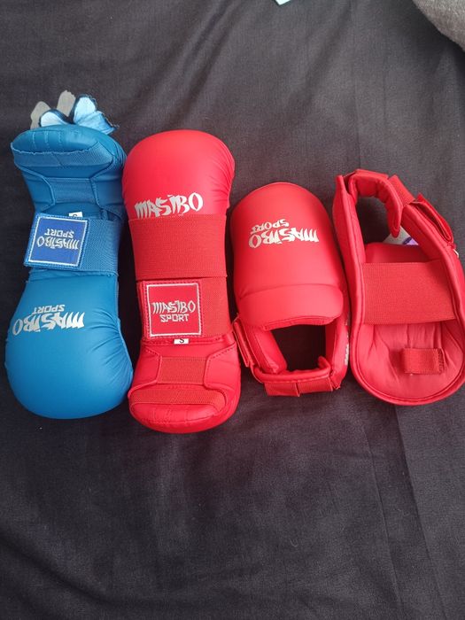 Mănuși și botoșei karate Mashibo mărimea S