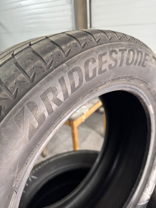 Шины летние 265/50/19 Bridgstone