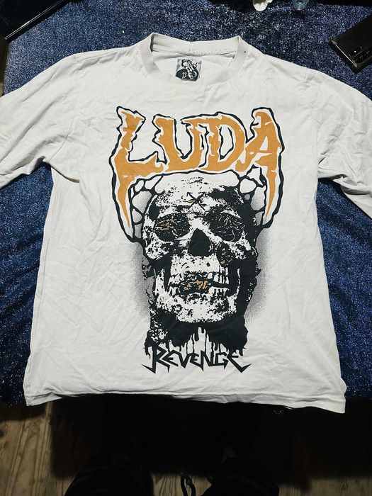 Luda рядка тениска