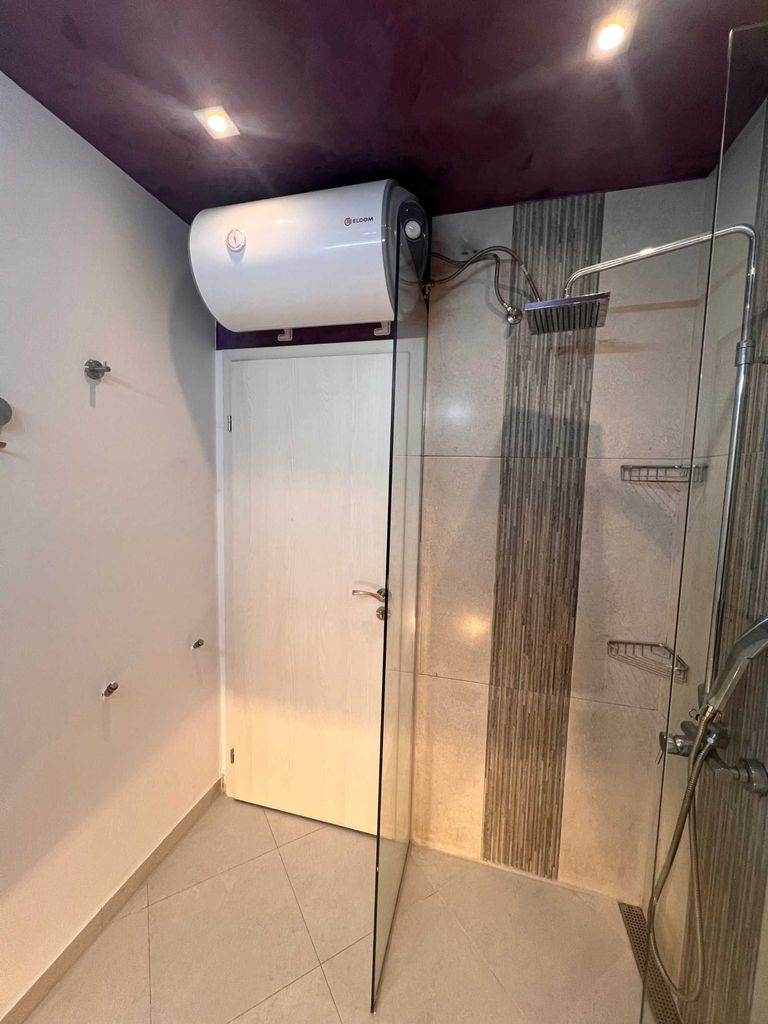 Дава се под наем Двустаен апартамент в София, Кръстова вада - 51 кв.м за 650 € - Снимка #12