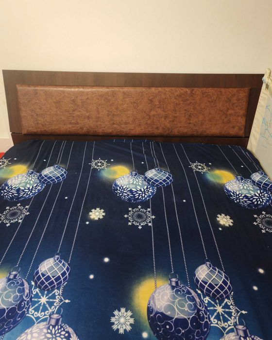 ***Cadru PAT ȘI SALTEA, vând urgent