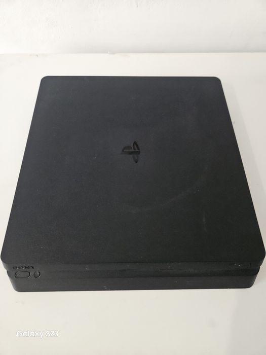 PlayStation 4 б/у