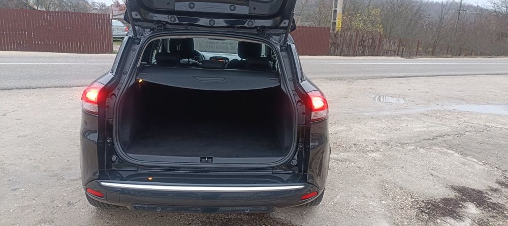 Renault Clio LIMITED an 2017 motor 1.5 dci 90 cp mașină impecabila