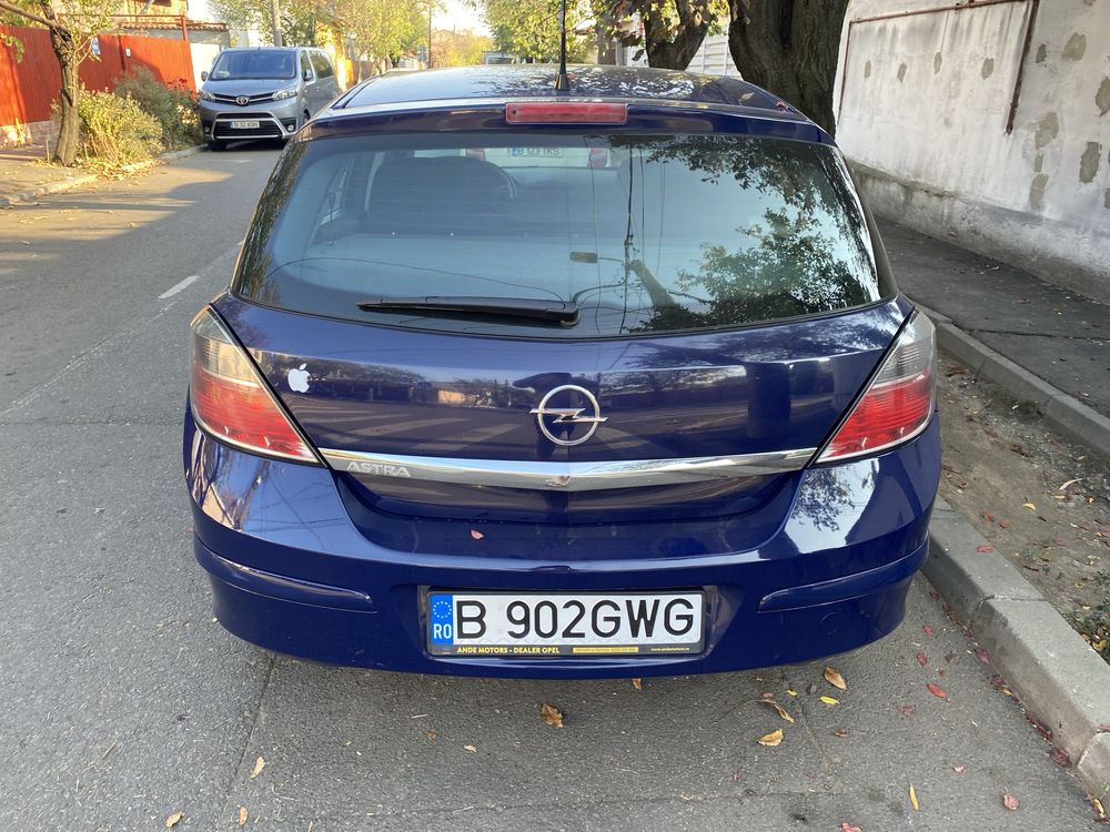 Vand opel astra H 2012