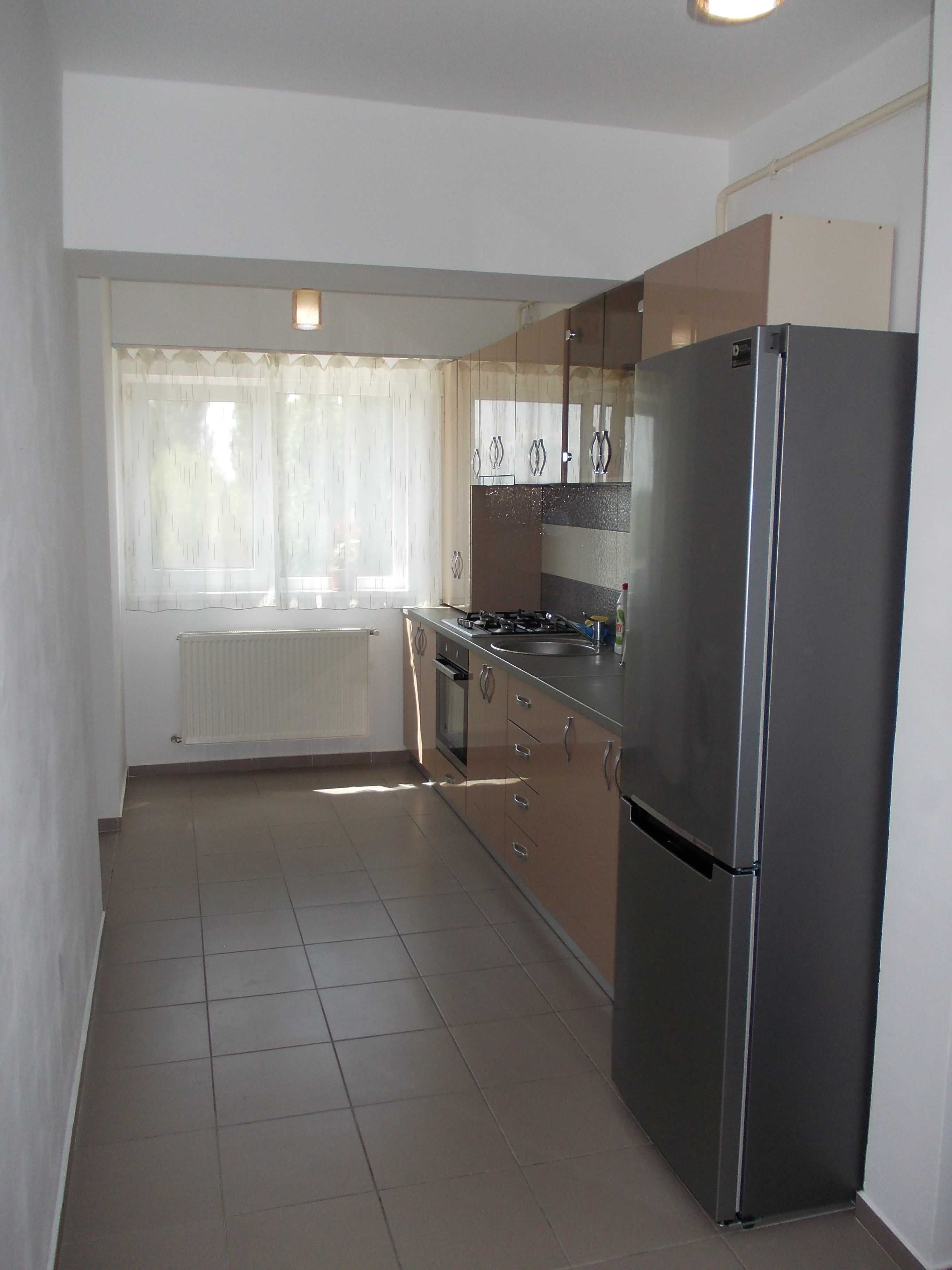 Inchiriez apartament de lux, merita vazut