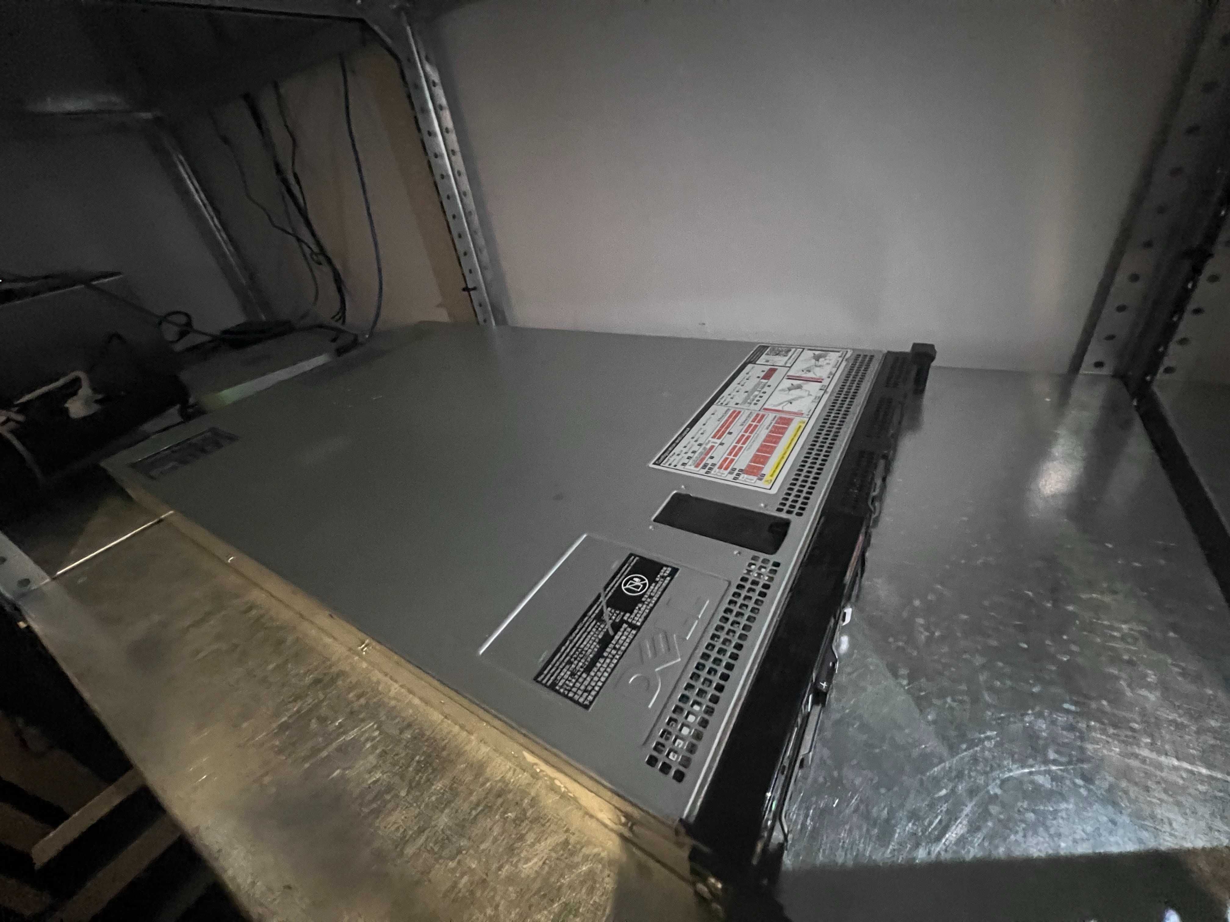 Сървър Dell PowerEdge R630