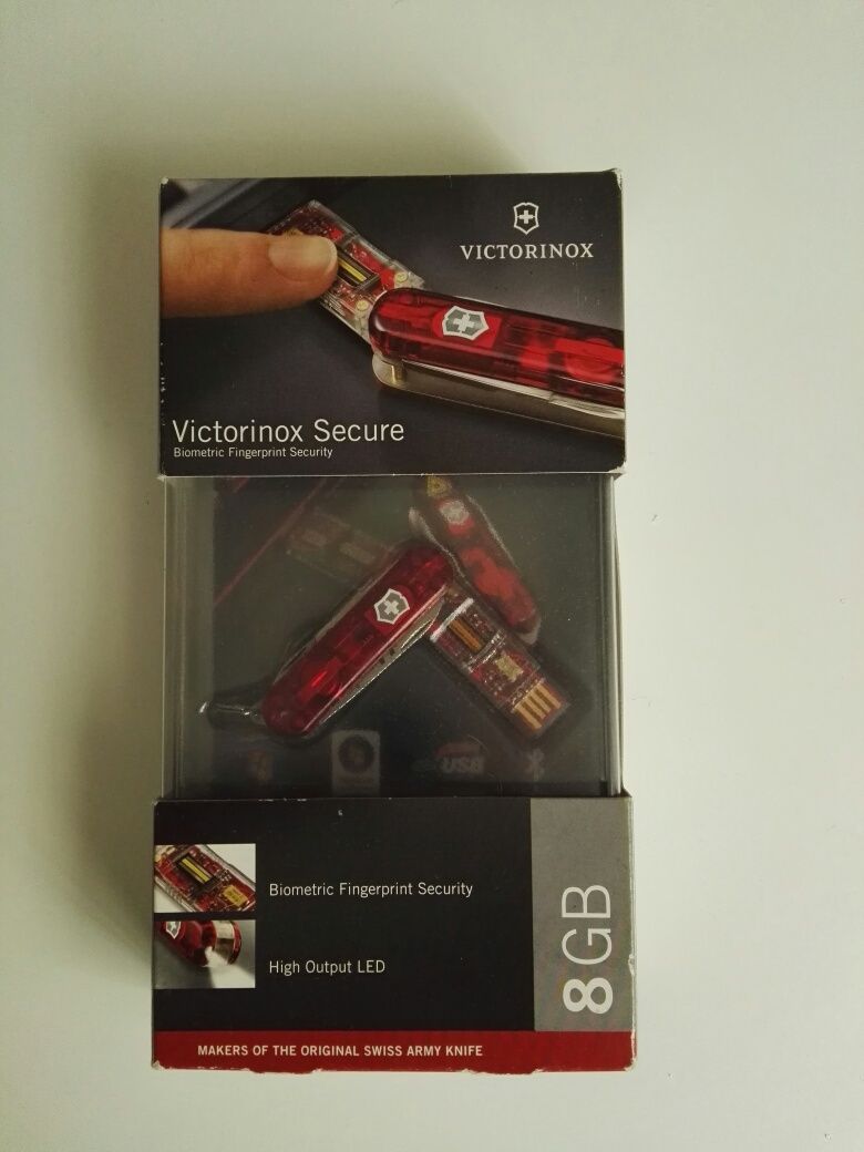 Victorinox Swiss Army Secure Flash USB 2.0 Drive - 8GB