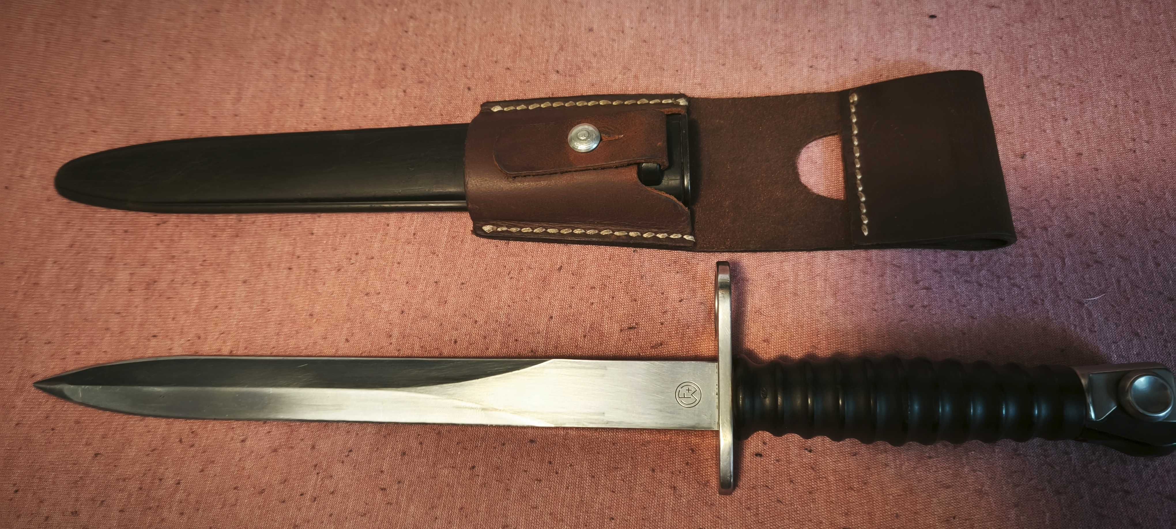 Baionetă elvețiană Sig 57