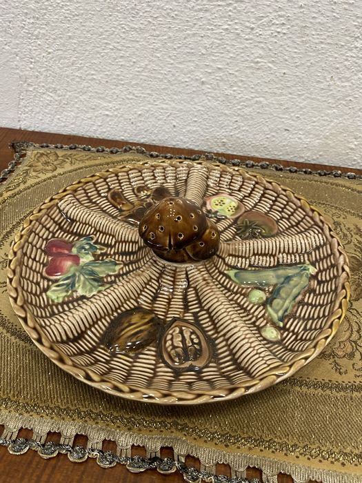Немски поднос за ядки от порцелан