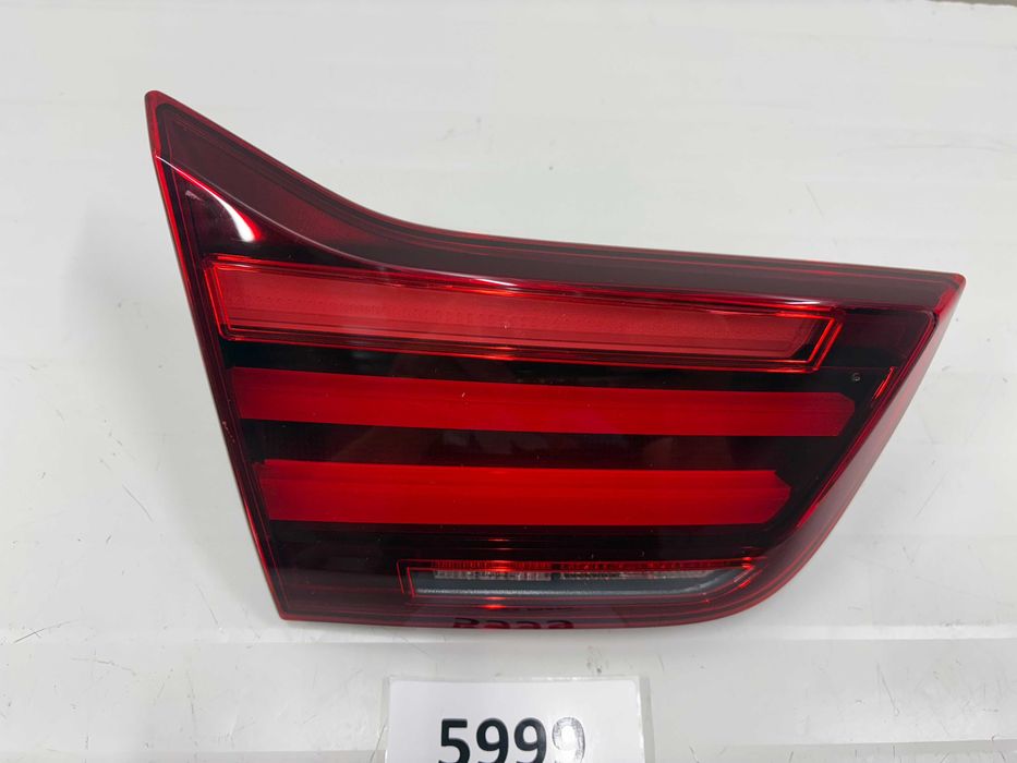 Ляв вътрешен стоп БМВ Ф32 Ф33 Ф36 Фейслифт Затъмнен Black Line