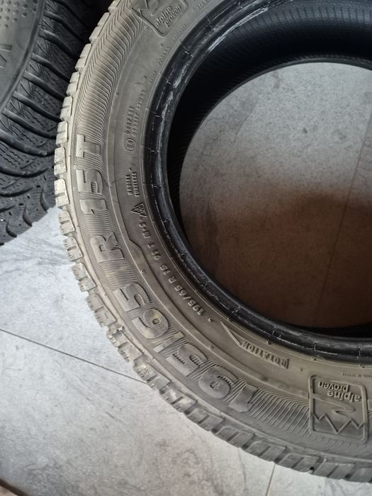 Vând cauciucuri 195/65/15 M+S 2 seturi diferite imp Germania