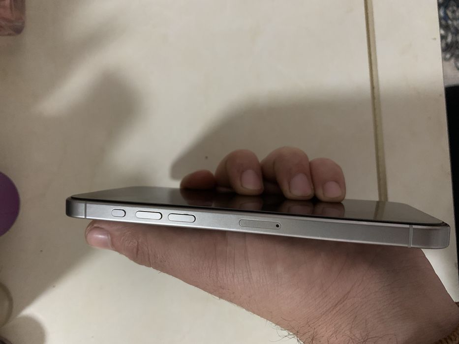Iphone 15 pro max idial
