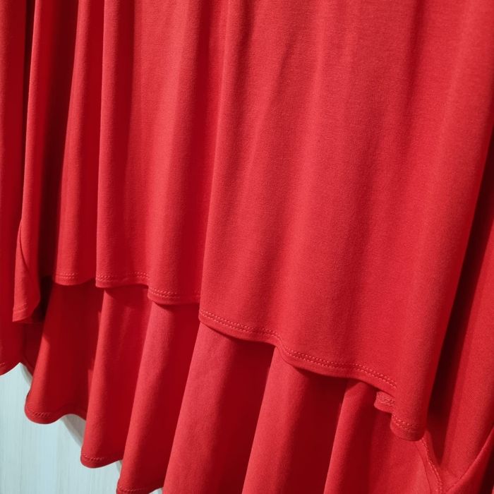 Tunica rosie cu coada marime mare 48-50