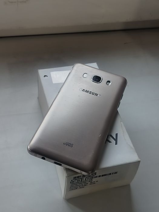 Samsung j5 karobkali 2016