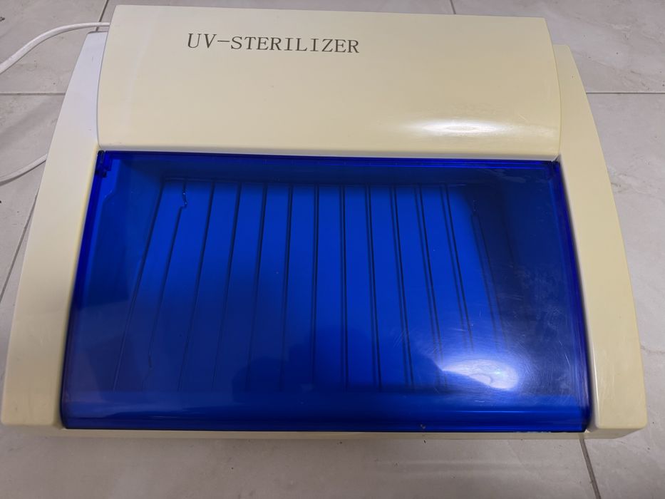 Aparat profesional de sterilizat cu UV