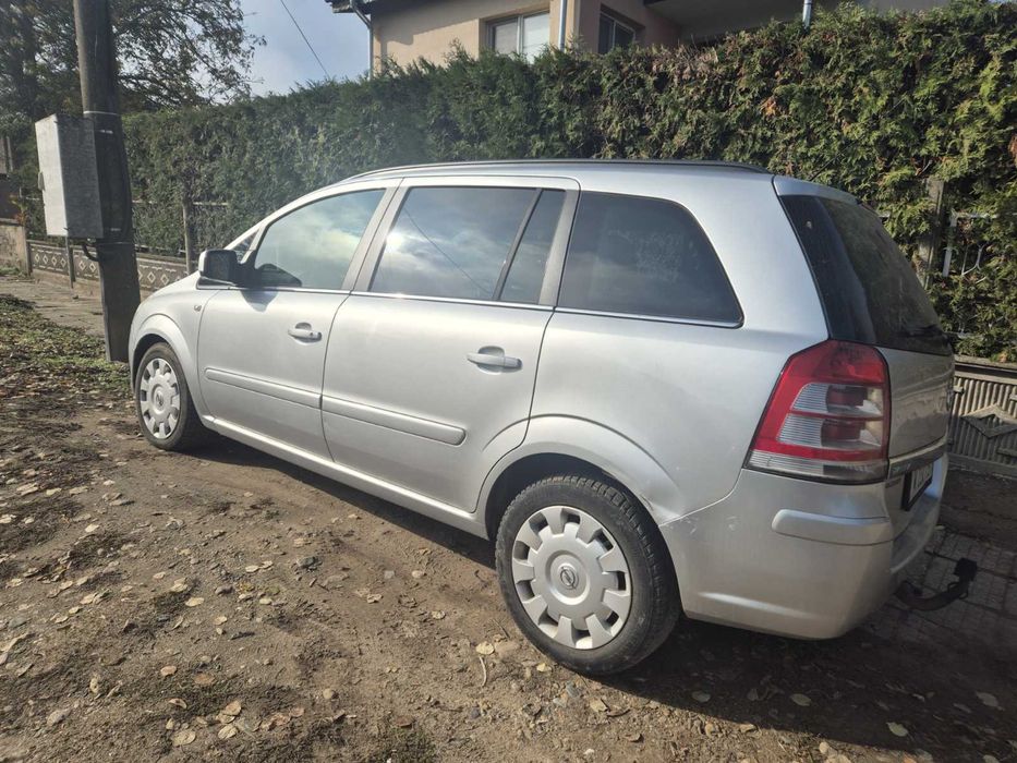 Opel zafira 2010